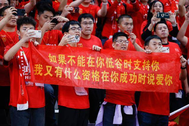 C罗非点球进球数744个 力压梅西高居世界第一